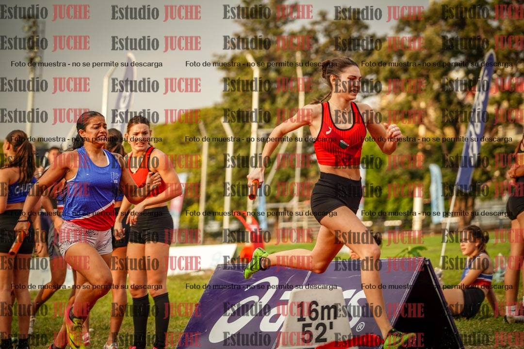 Fotos de las postas 4x400 m llanos de mujeres