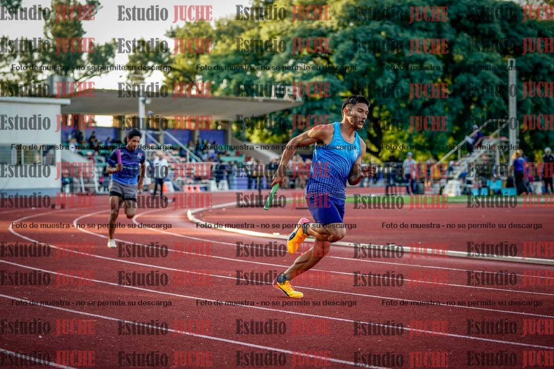 Fotos de los relevos 4x100 m de varones