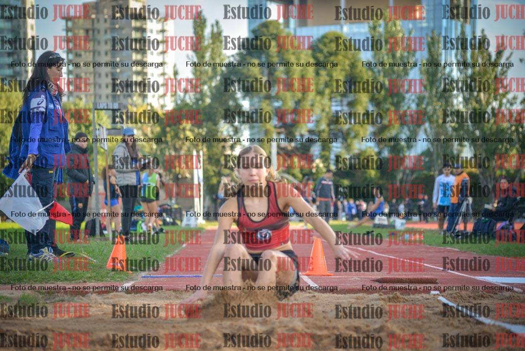 Fotos del salto en largo - mujeres U16
