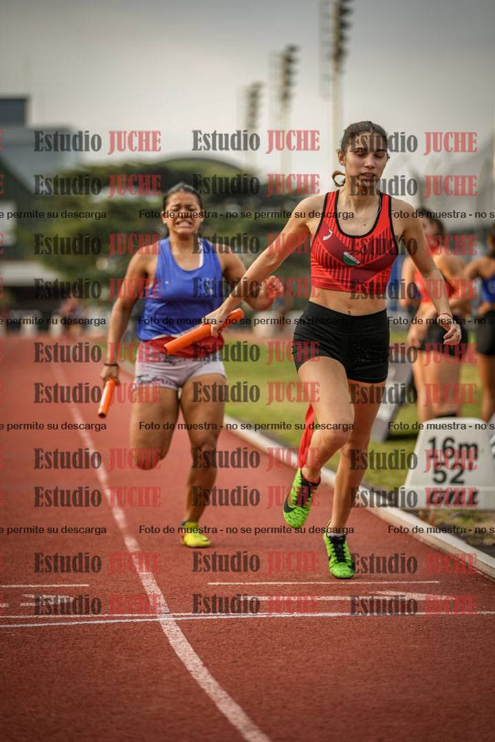 Fotos de las postas 4x400 m llanos de mujeres