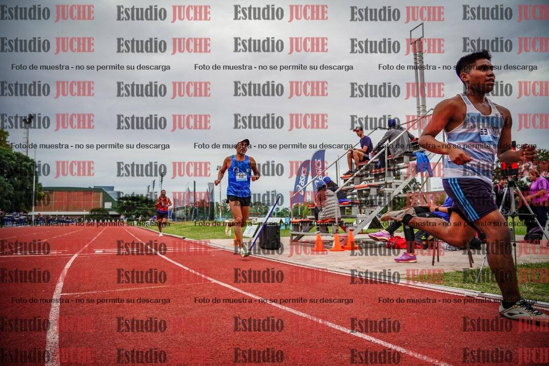 Fotos de los 3000 m llanos de varones