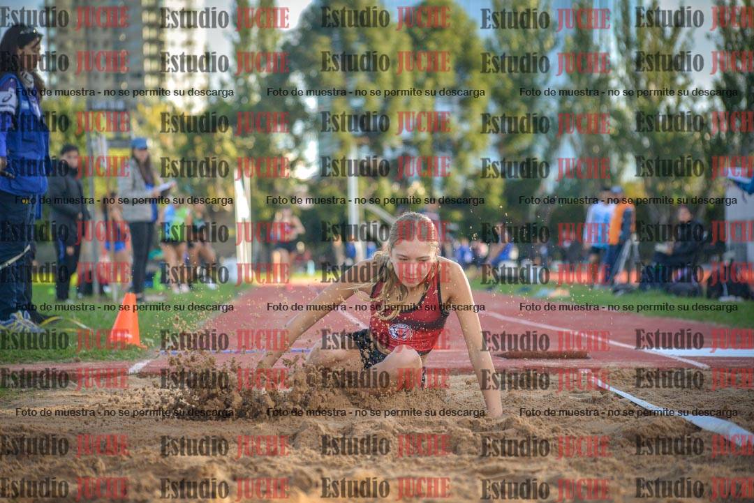Fotos del salto en largo - mujeres U16