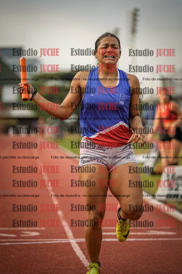 Fotos de las postas 4x400 m llanos de mujeres