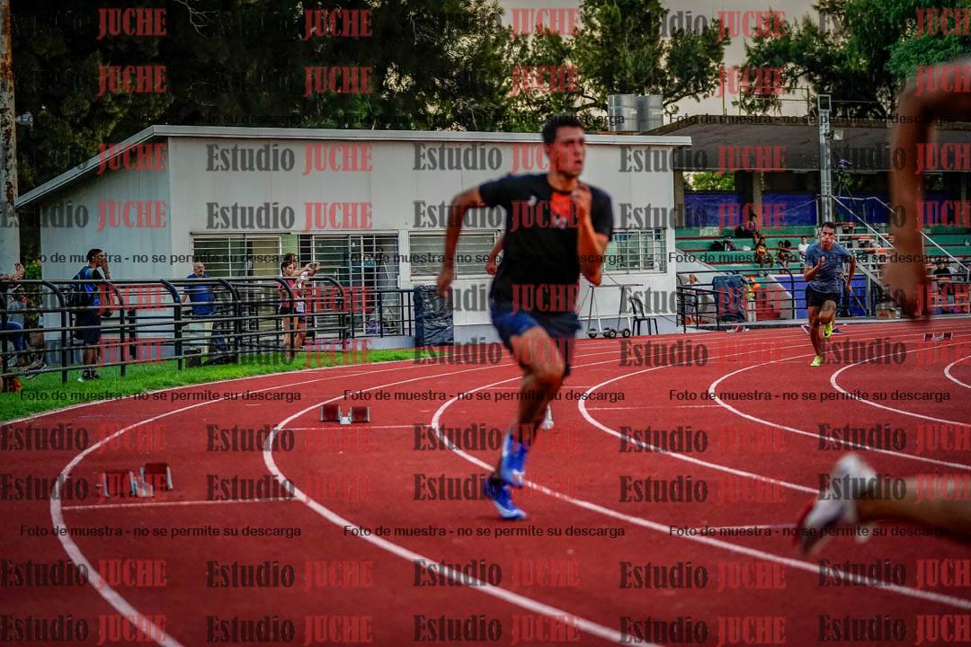 Fotos de los 400 m llanos de varones - decatlón 5