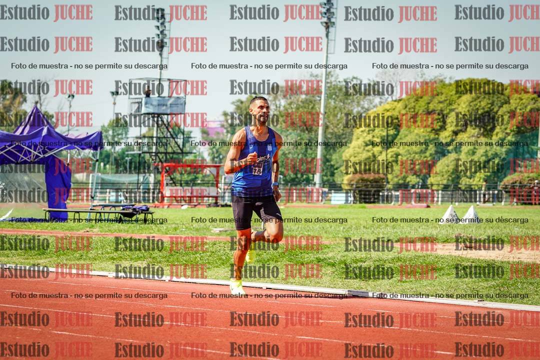Fotos de los 800 m llanos de varones