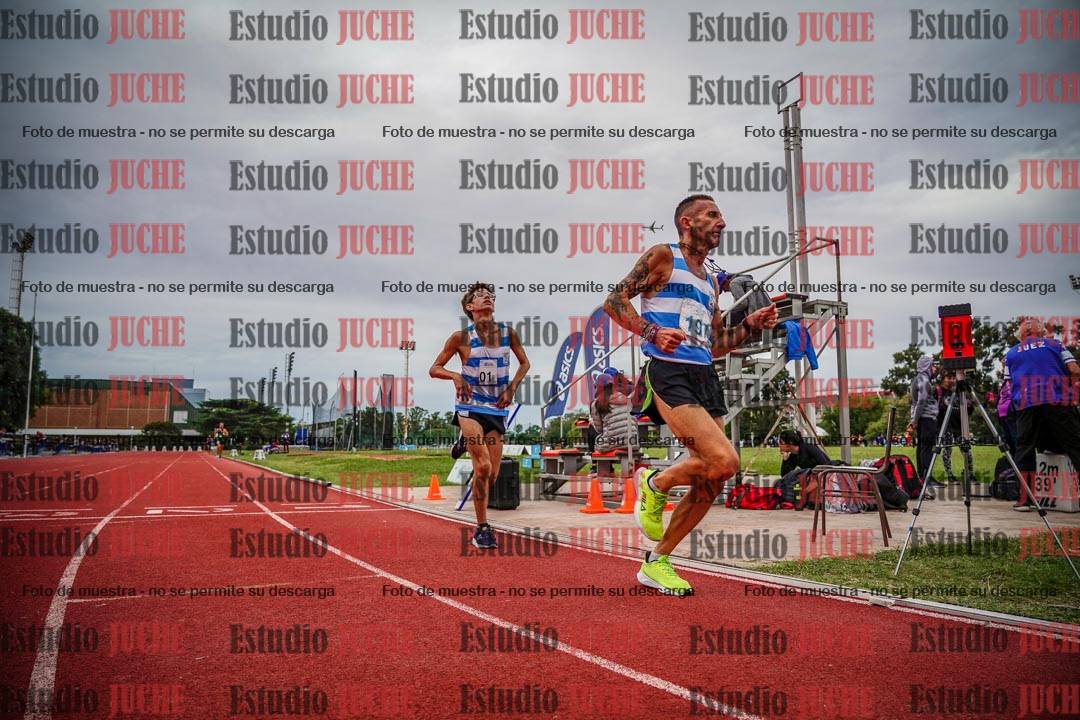 Fotos de los 3000 m llanos de varones