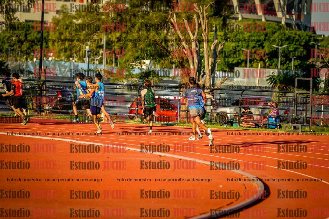 Fotos de los relevos 4x100 m de varones