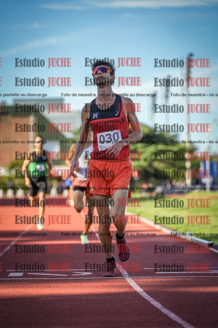Fotos de los 1500 m llanos de varones