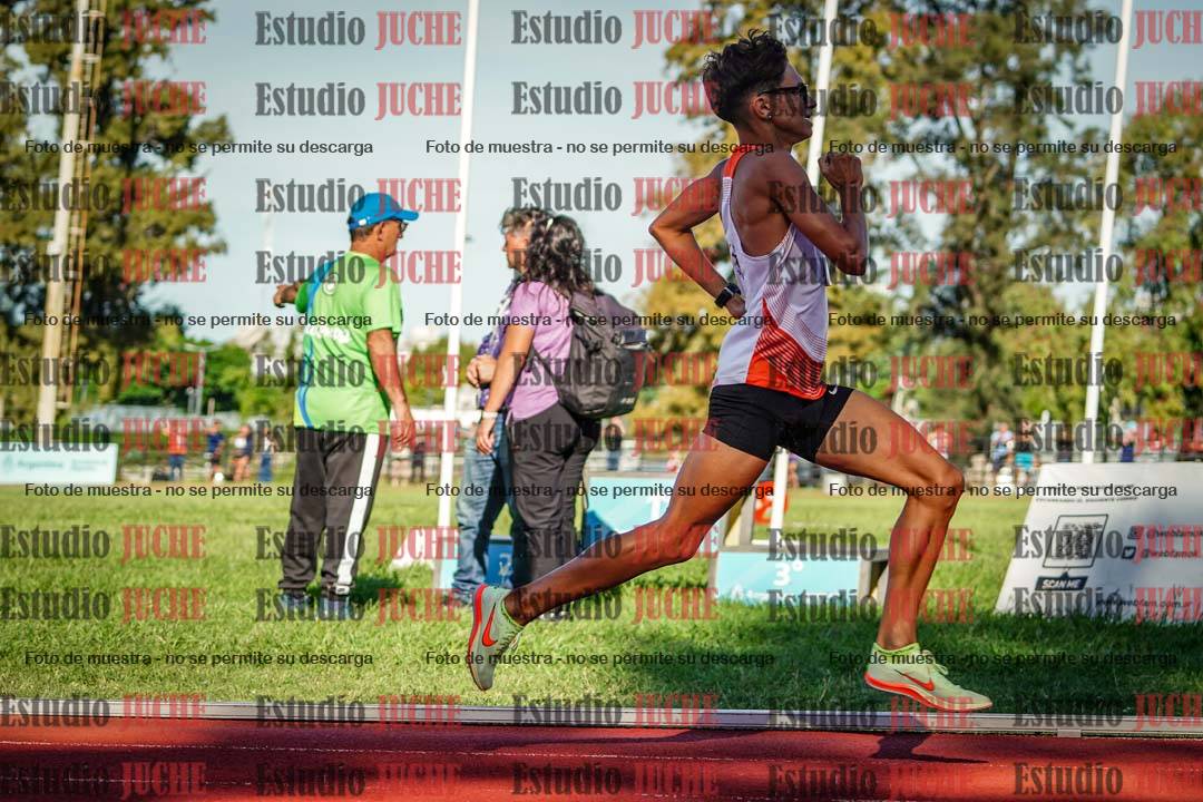 Fotos de los 1500 m llanos de varones
