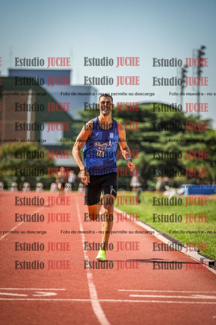 Fotos de los 800 m llanos de varones