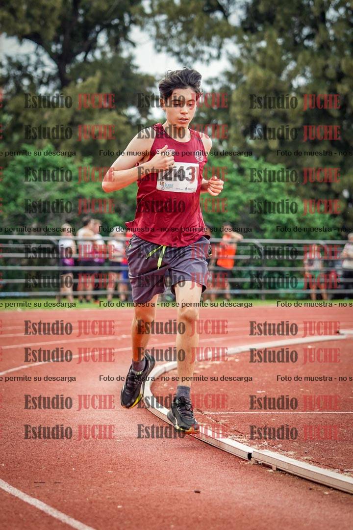 Fotos de los 2400 m de varones