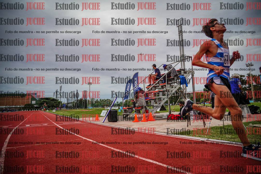 Fotos de los 3000 m llanos de varones