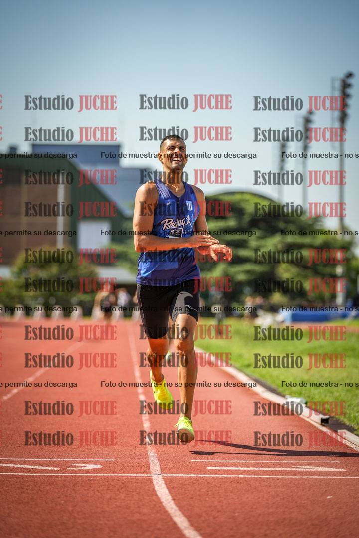 Fotos de los 800 m llanos de varones