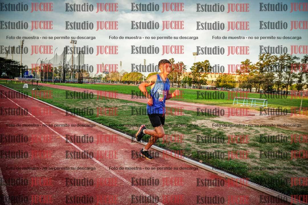 Fotos de los 3000 m llanos de varones