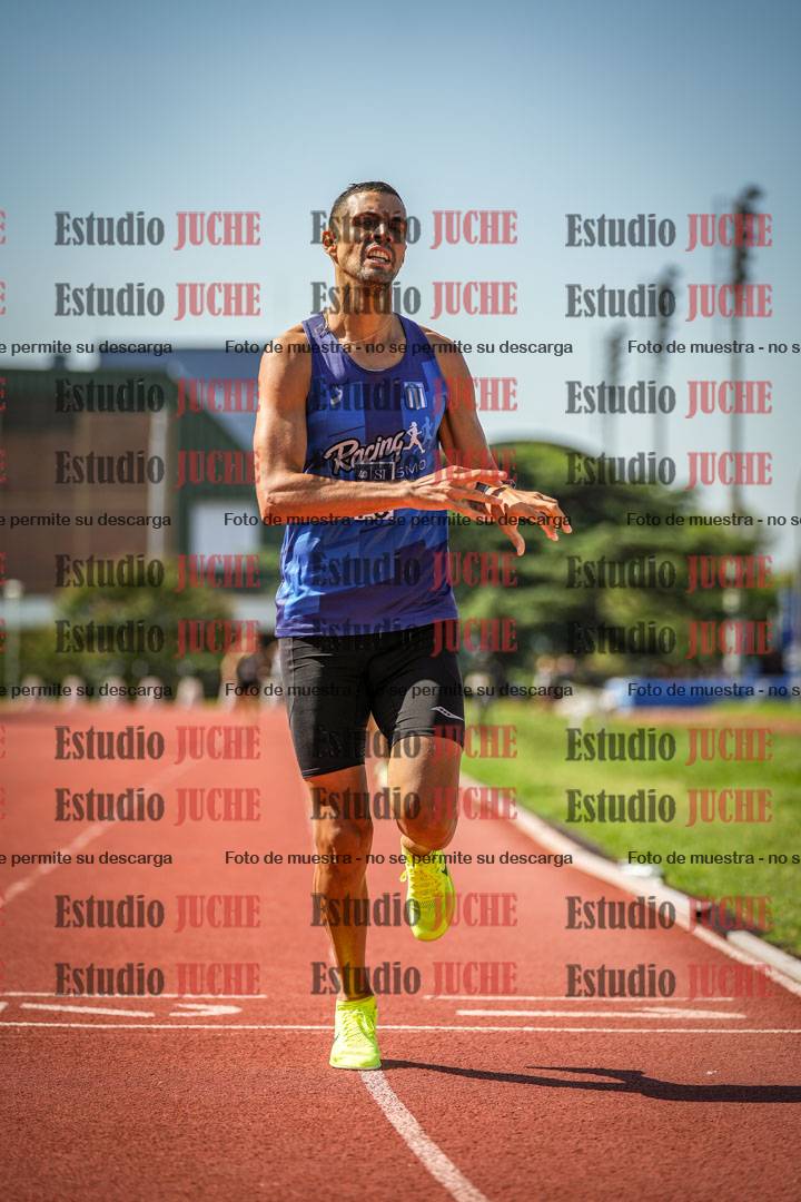 Fotos de los 800 m llanos de varones