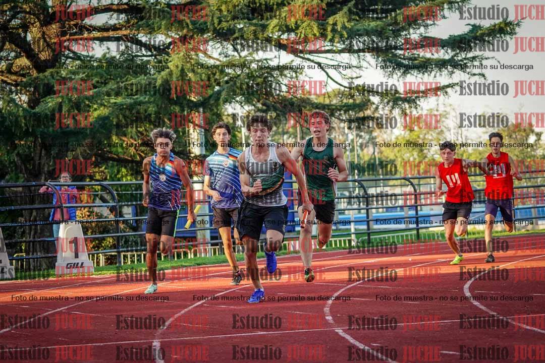 Fotos de los relevos 4x100 m de varones