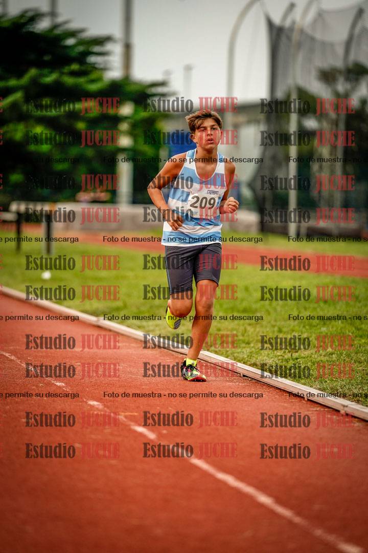 Fotos de los 2400 m de varones