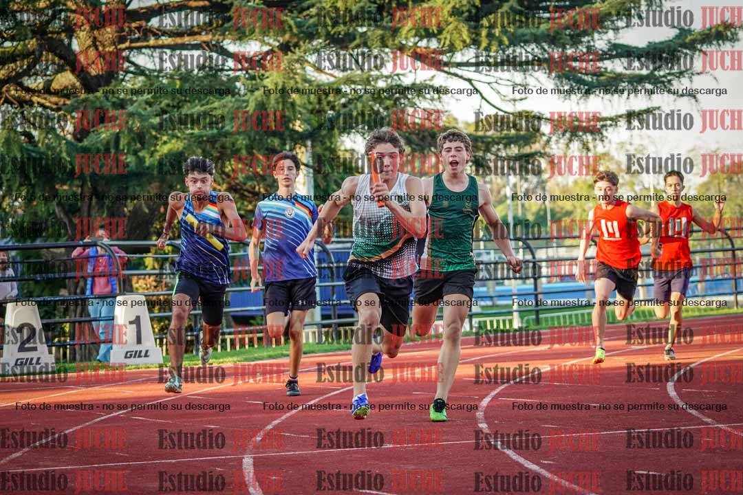 Fotos de los relevos 4x100 m de varones