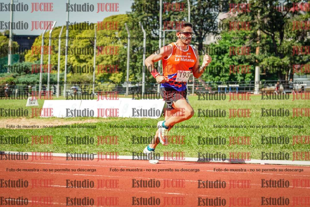 Fotos de los 800 m llanos de varones