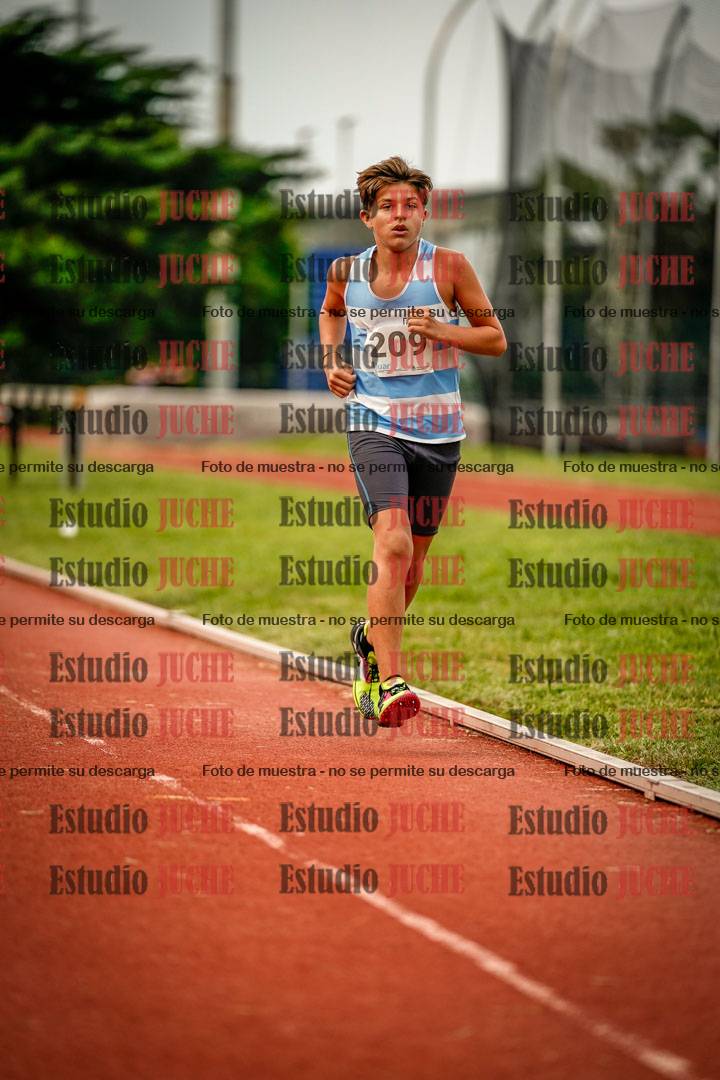 Fotos de los 2400 m de varones