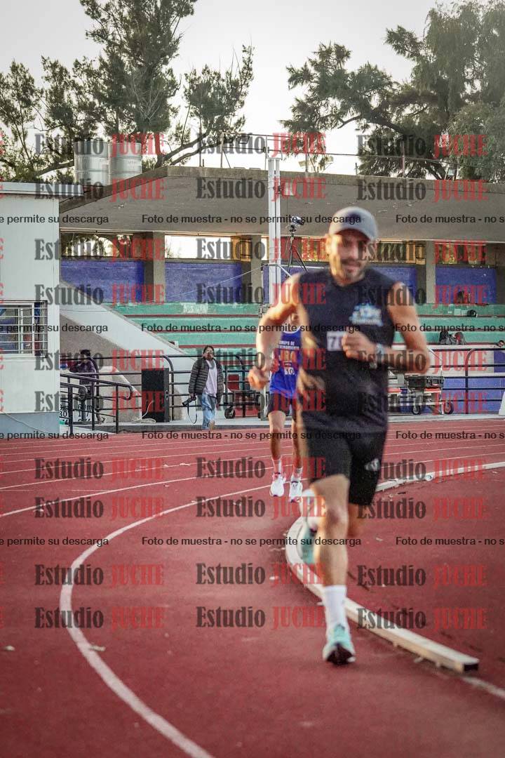 Fotos de los 3000 m llanos de varones