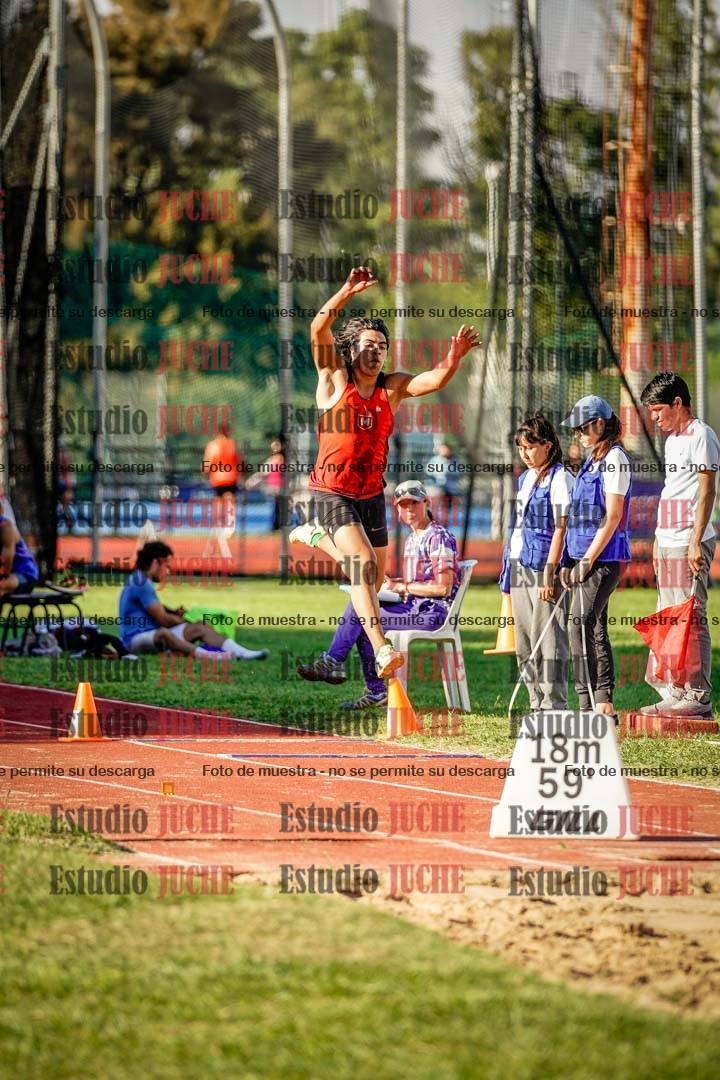 Fotos del salto triple de mujeres y varones