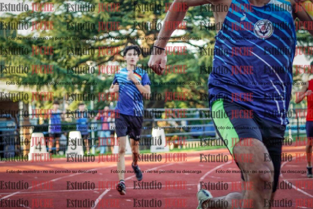 Fotos de los relevos 4x100 m de varones
