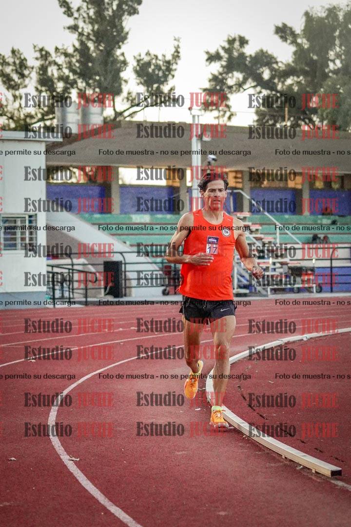Fotos de los 3000 m llanos de varones