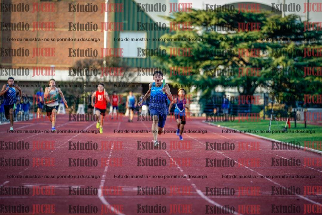 Fotos de los relevos 4x100 m de varones