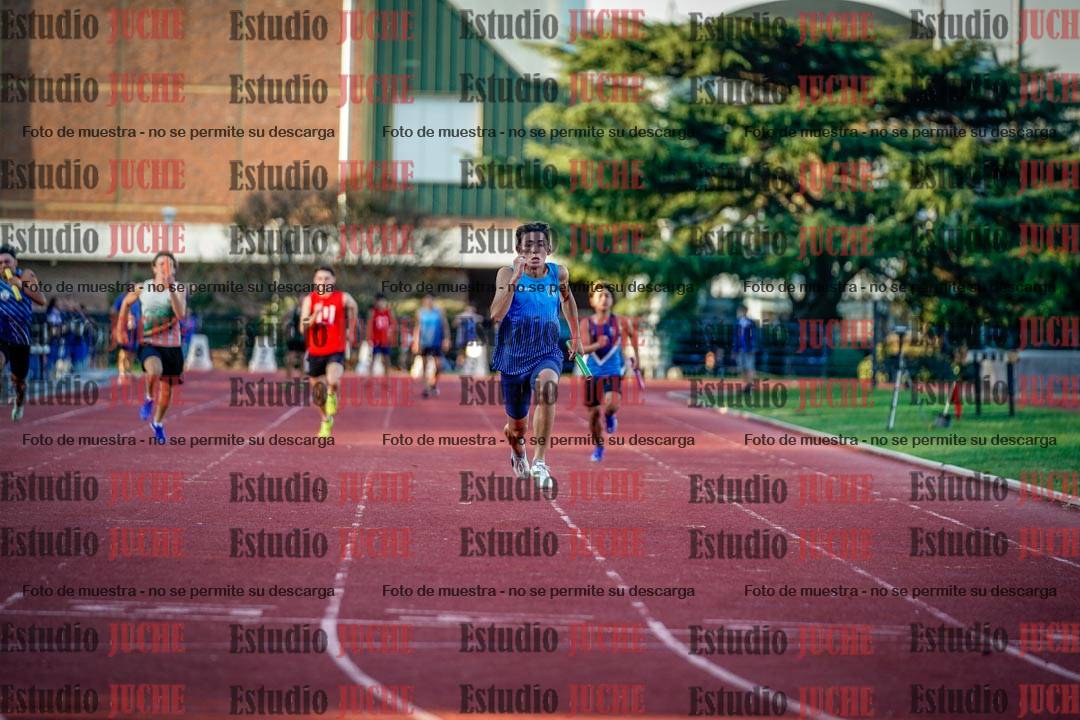 Fotos de los relevos 4x100 m de varones