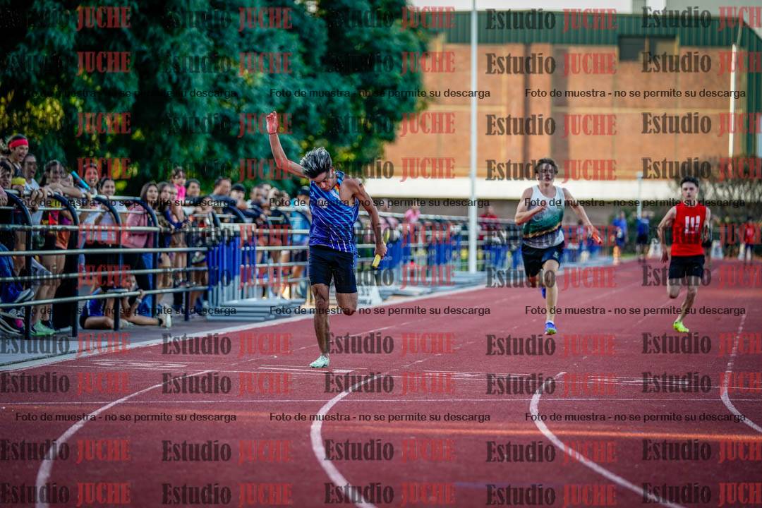 Fotos de los relevos 4x100 m de varones