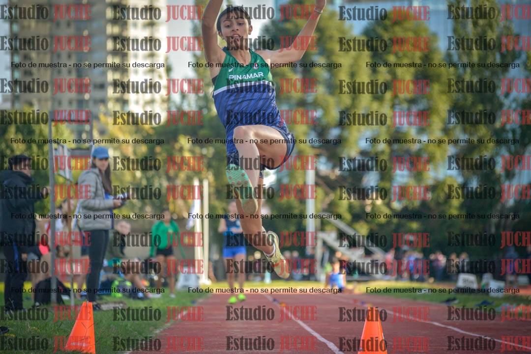 Fotos del salto en largo - mujeres U16