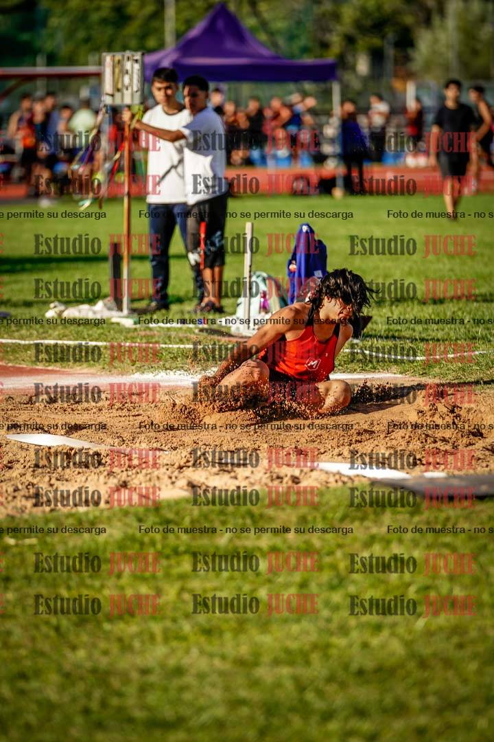 Fotos del salto triple de mujeres y varones