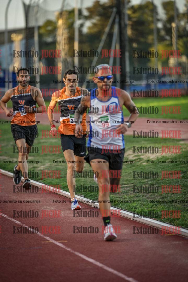 Fotos de los 3000 m llanos de varones