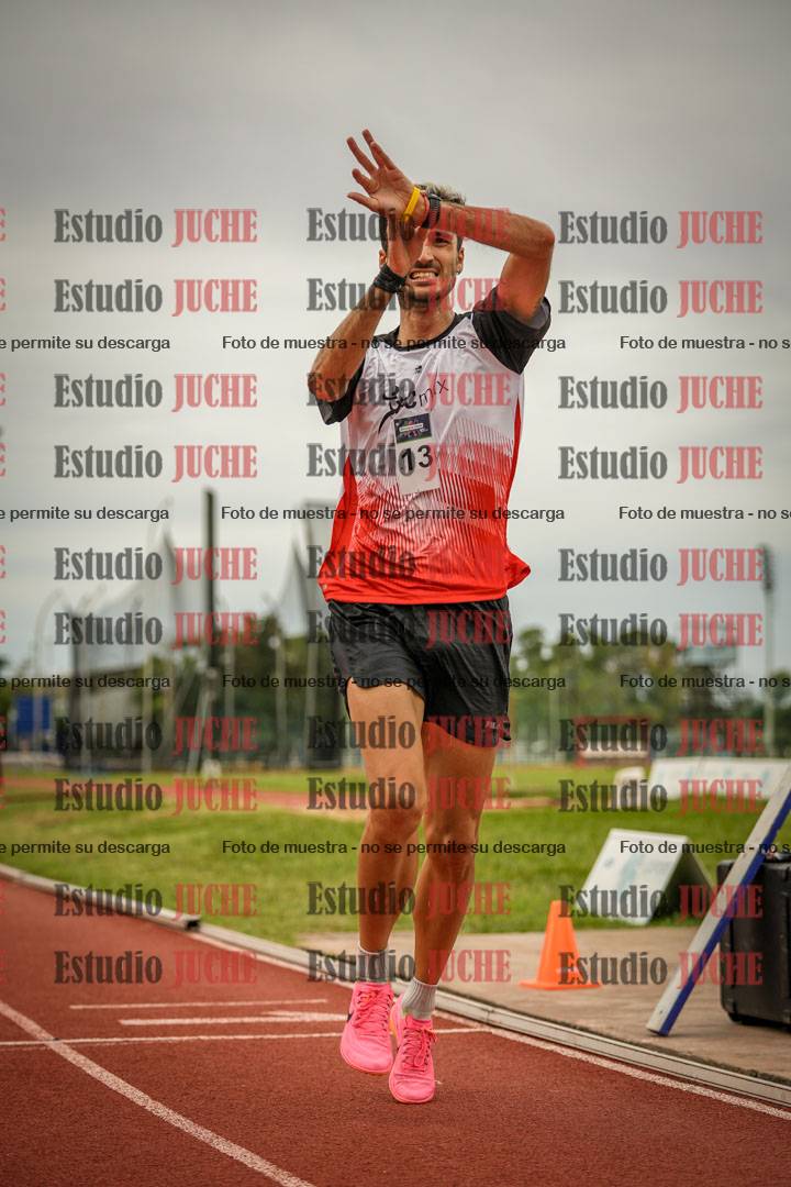 Fotos de los 3000 m llanos de varones