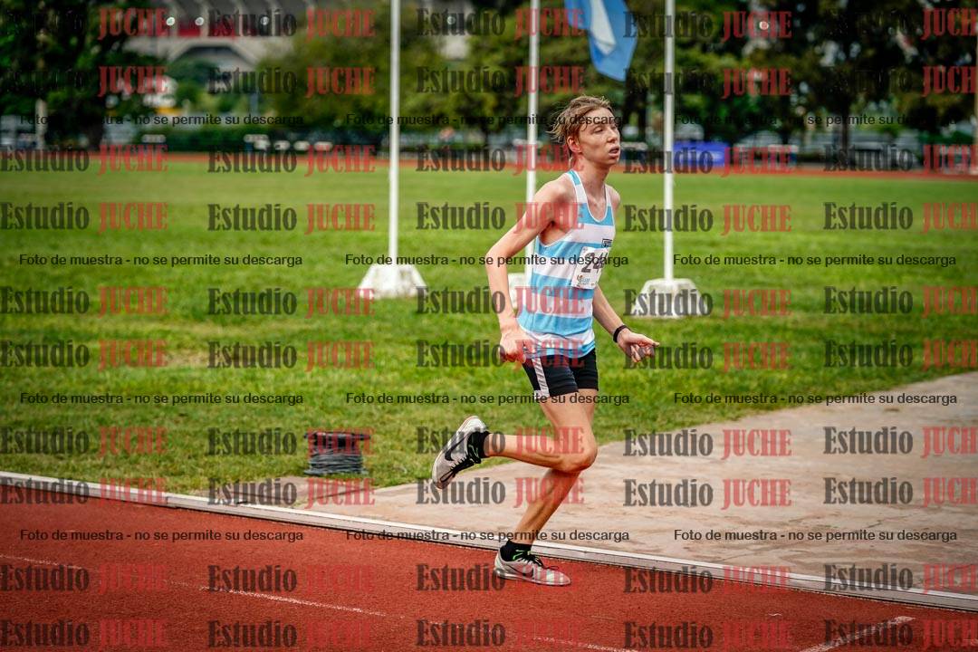 Fotos de los 2400 m de varones
