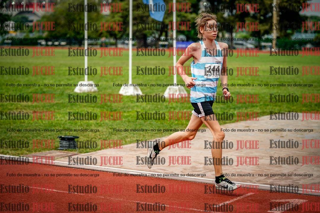 Fotos de los 2400 m de varones