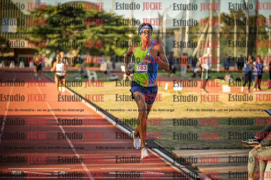 Fotos de los 3000 m llanos de varones