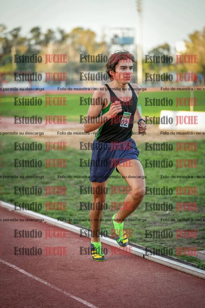 Fotos de los 3000 m llanos de varones