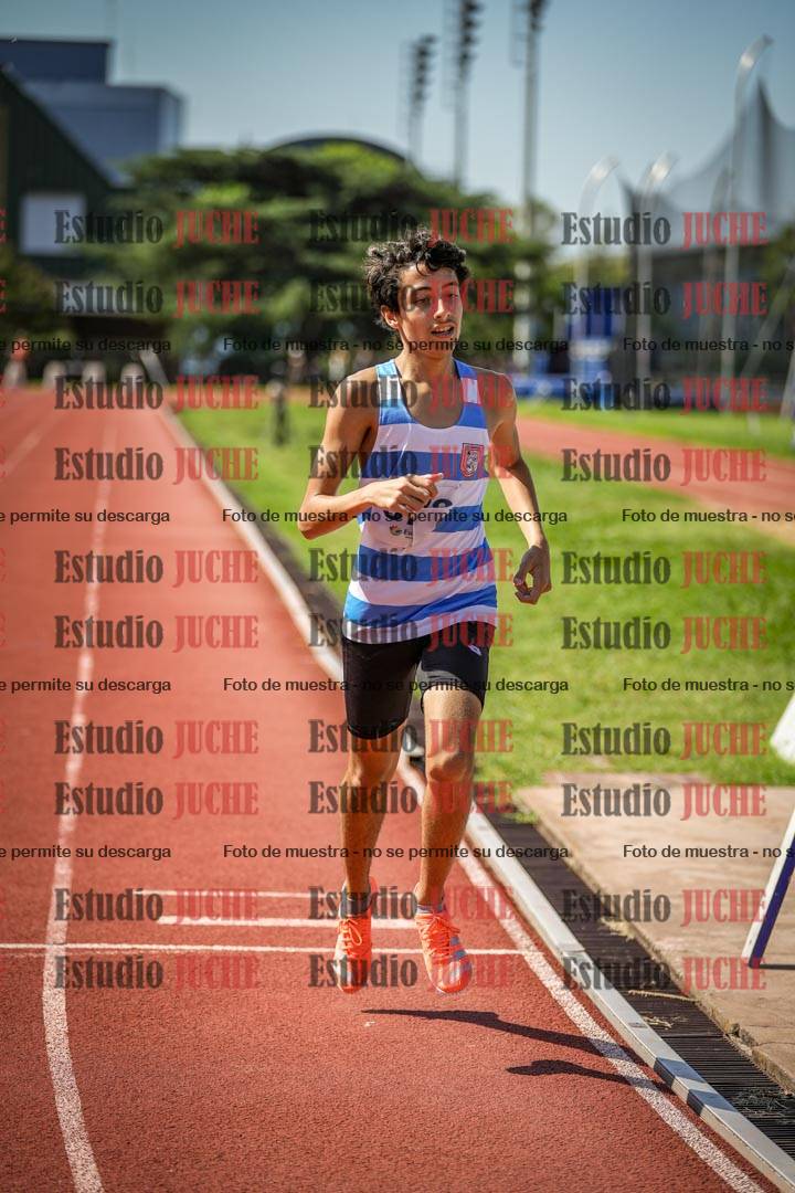 Fotos de los 800 m llanos de varones
