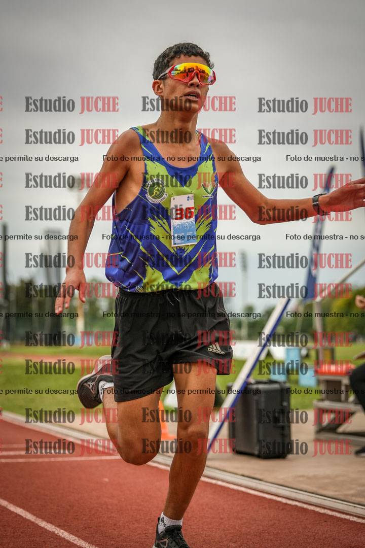 Fotos de los 3000 m llanos de varones