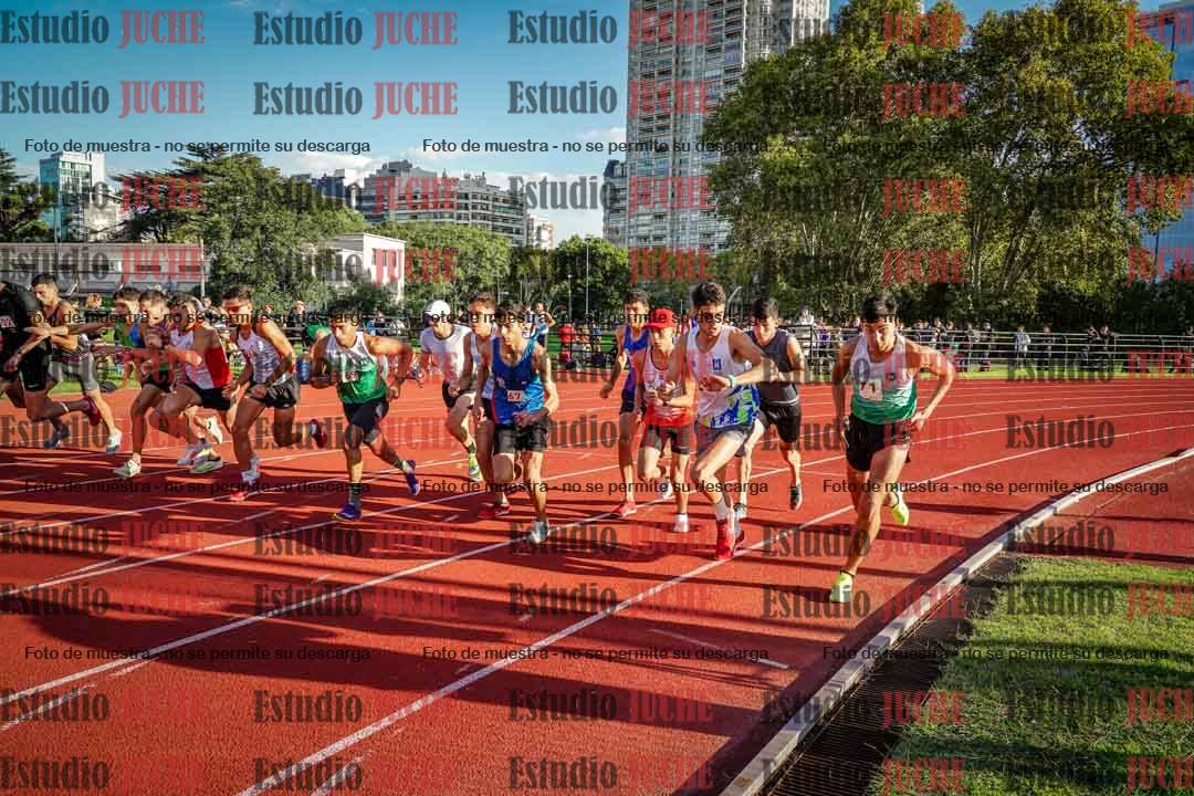 Fotos de los 1500 m llanos de varones