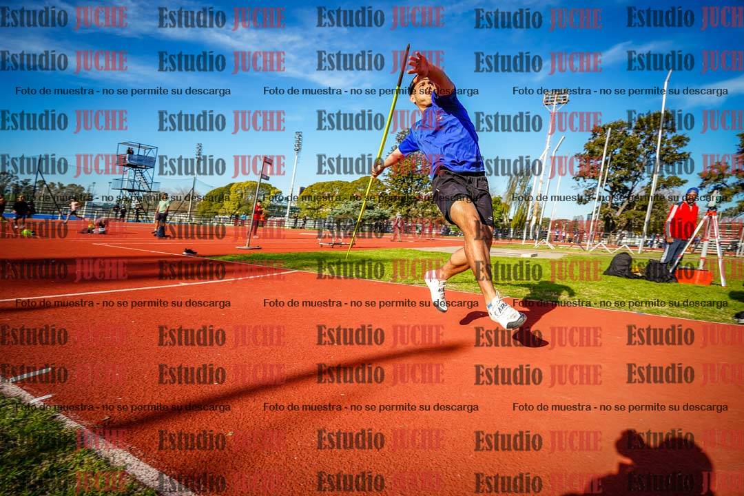 Fotos del lanzamiento de jabalina de varones