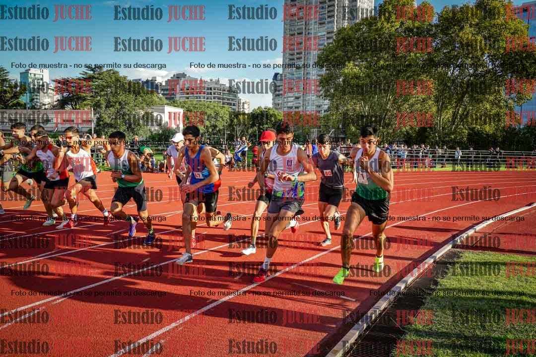 Fotos de los 1500 m llanos de varones