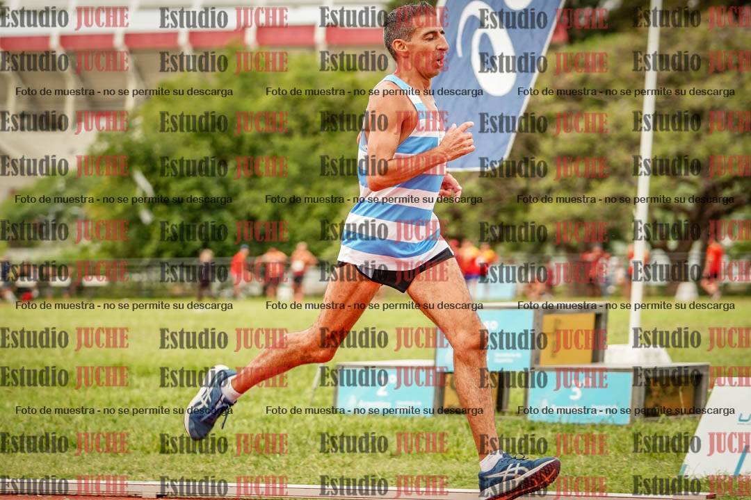 Fotos de los 3000 m llanos de varones
