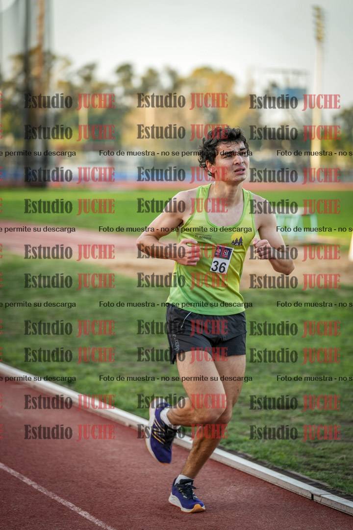 Fotos de los 3000 m llanos de varones