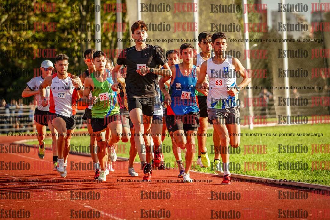 Fotos de los 1500 m llanos de varones