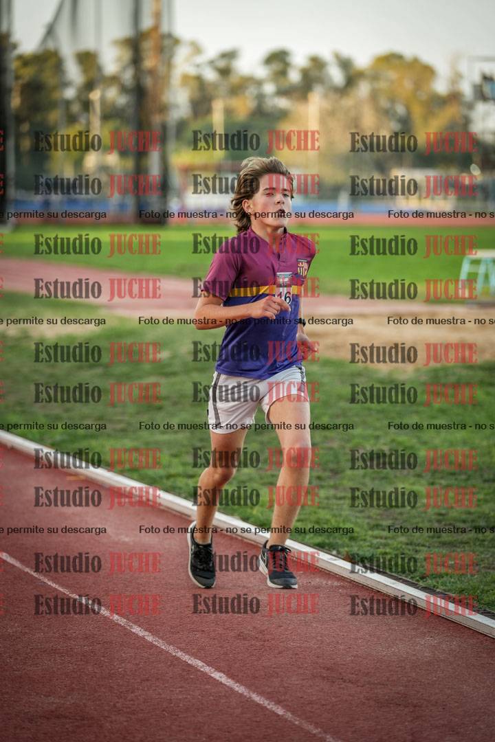Fotos de los 3000 m llanos de varones
