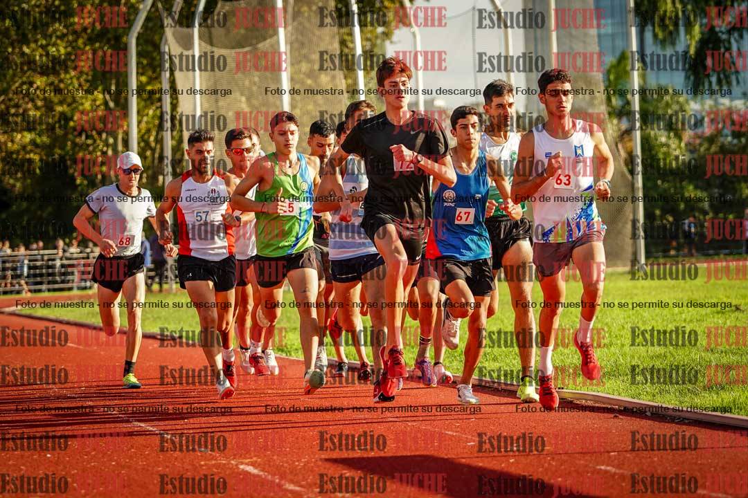 Fotos de los 1500 m llanos de varones
