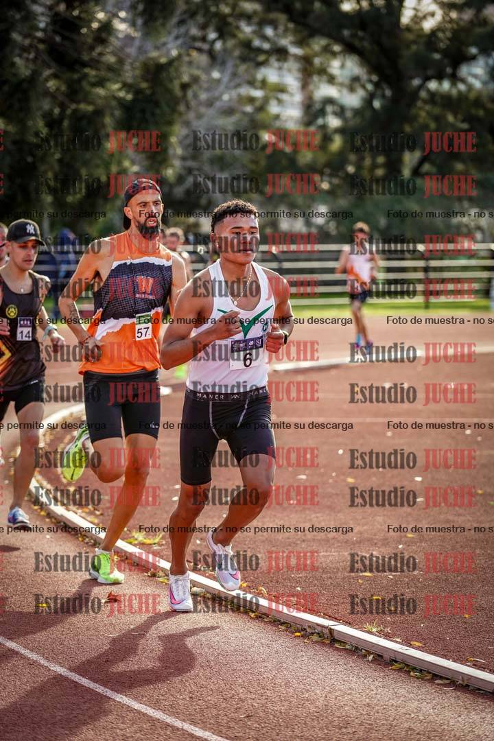 Fotos de los 3000 m llanos de varones